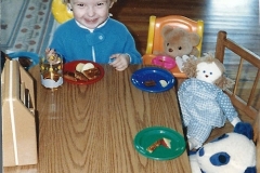 Ellie-and-John-at-little kids-table